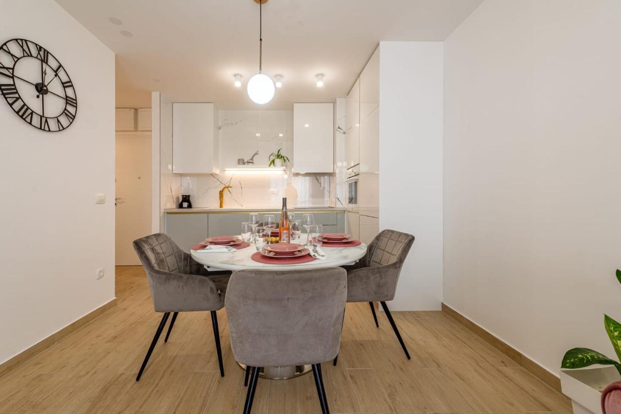 Designer With Garage And Balcony - * Zadar