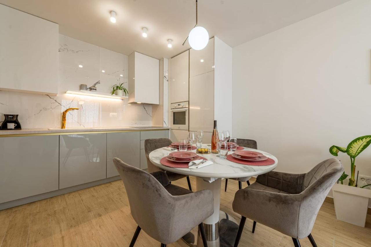 Designer With Garage And Balcony - Zadar